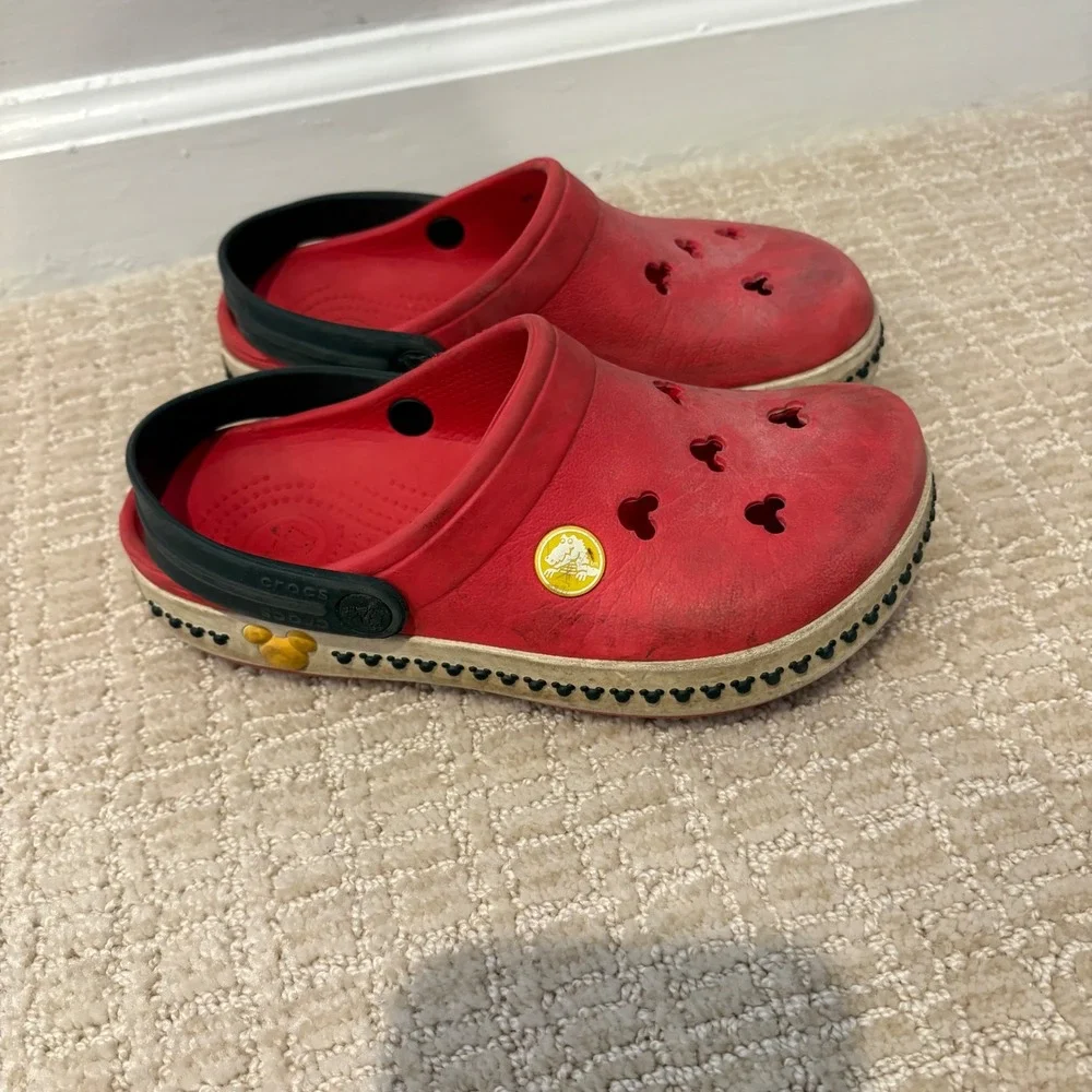 CROCS Kids Red Mickey Mouse Size 12 13 Clogs Shoes‎ Disney